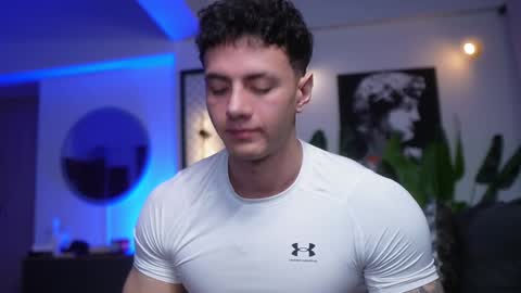 Snapshot of thomas_falcon1 chatting on 14, 1, 2025 Thomas Falcon online show from 14, 1, 2025