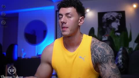 Snapshot of thomas_falcon1 chatting on 16, 1, 2025 Thomas Falcon online show from 16, 1, 2025