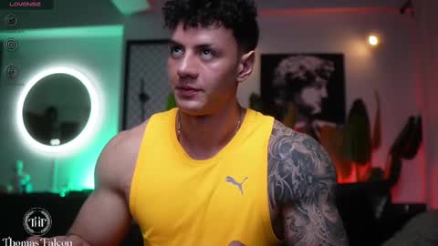 Snapshot of thomas_falcon1 chatting on 28, 2, 2025 Thomas Falcon online show from 28, 2, 2025