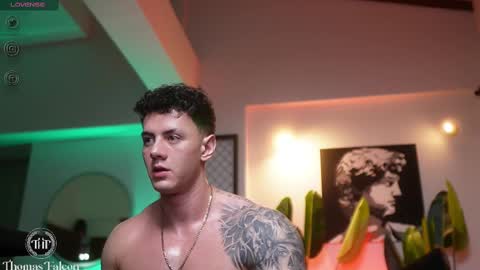 Snapshot of thomas_falcon1 chatting on 6, 3, 2025 Thomas Falcon online show from 6, 3, 2025