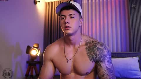 Snapshot of thomas_falcon1 chatting on 14, 9, 2025 Thomas Falcon online show from 14, 9, 2025