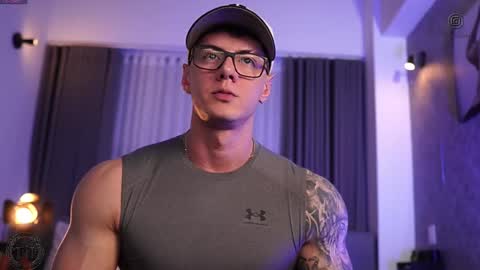 Snapshot of thomas_falcon1 chatting on 30, 9, 2025 Thomas Falcon online show from 30, 9, 2025