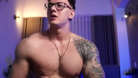 Snapshot of thomas_falcon1 chatting on 3, 10, 2025 Thomas Falcon online show from 3, 10, 2025