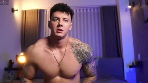 Snapshot of thomas_falcon1 chatting on 3, 10, 2025 Thomas Falcon online show from 3, 10, 2025