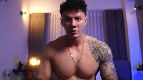 Snapshot of thomas_falcon1 chatting on 11, 10, 2025 Thomas Falcon online show from 11, 10, 2025