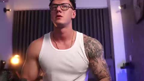 Snapshot of thomas_falcon1 chatting on 15, 10, 2025 Thomas Falcon online show from 15, 10, 2025