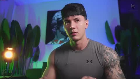 Snapshot of thomas_falcon1 chatting on 5, 12, 2025 Thomas Falcon online show from 5, 12, 2025