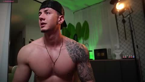 Thomas Falcon online show from 27, 2, 2026