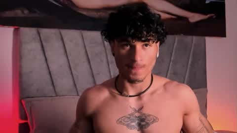 Snapshot of thomas_fit1 chatting on 22, 12, 2025 Thomas 3 JUST STAY AND BE MY LAST LOVE online show from 22, 12, 2025