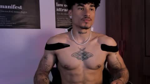 Snapshot of thomas_fit1 chatting on 11, 2, 2026 Thomas 3 JUST STAY AND BE MY LAST LOVE online show from 11, 2, 2026