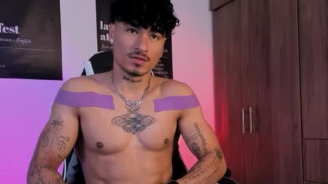 Snapshot of thomas_fit1 chatting on 17, 2, 2026 Thomas 3 JUST STAY AND BE MY LAST LOVE online show from 17, 2, 2026