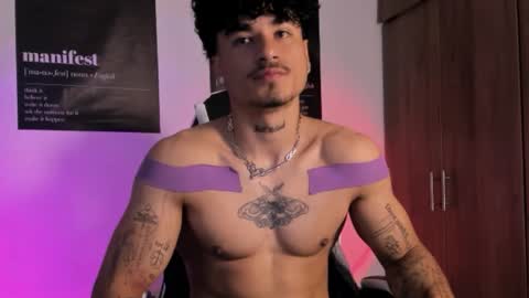 Snapshot of thomas_fit1 chatting on 19, 2, 2026 Thomas 3 JUST STAY AND BE MY LAST LOVE online show from 19, 2, 2026