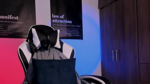 Snapshot of thomas_fit1 chatting on 2, 3, 2026 Thomas 3 JUST STAY AND BE MY LAST LOVE online show from 2, 3, 2026