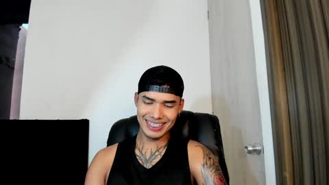 Snapshot of thomas_latin_boy chatting on 3, 2, 2025 Thomas online show from 3, 2, 2025