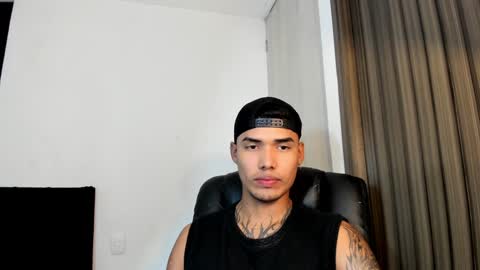 Snapshot of thomas_latin_boy chatting on 4, 2, 2025 Thomas online show from 4, 2, 2025