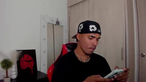 Snapshot of thomas_latin_boy chatting on 28, 5, 2026 Thomas online show from 28, 5, 2026