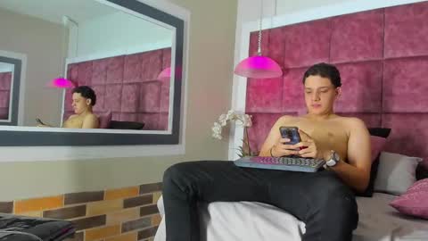 Snapshot of thomas_may4rs chatting on 16, 1, 2025 ---Thomas--- online show from 16, 1, 2025