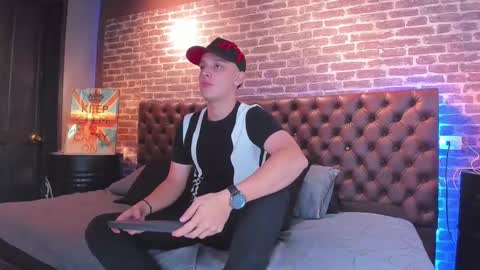 Snapshot of thomas_may4rs chatting on 20, 2, 2025 ---Thomas--- online show from 20, 2, 2025