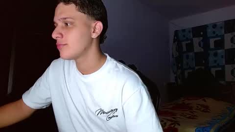 Snapshot of thomas_may4rs chatting on 6, 11, 2025 ---Thomas--- online show from 6, 11, 2025