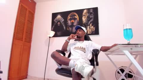 Snapshot of thomas_shelbys chatting on 15, 1, 2025 Thomas online show from 15, 1, 2025