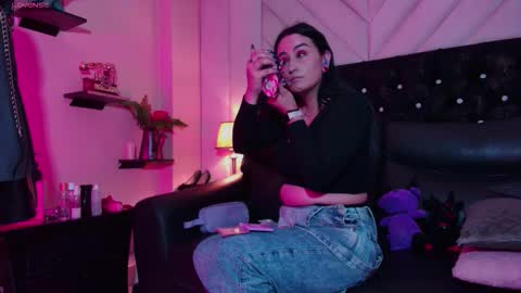 Snapshot of thomasandsamantha chatting on 26, 2, 2026 thomasandsamantha online show from 26, 2, 2026