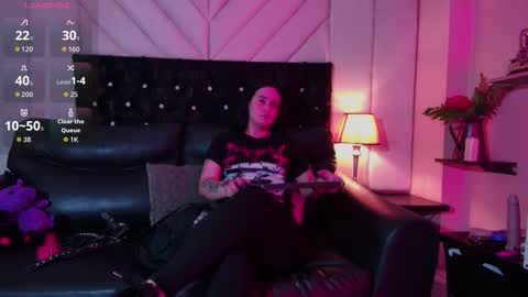 Snapshot of thomasandsamantha chatting on 2, 3, 2026 thomasandsamantha online show from 2, 3, 2026