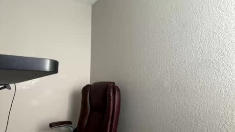 Snapshot of thomasgwhitecft chatting on 30, 10, 2025 FatherTime online show from 30, 10, 2025