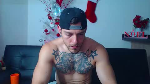 Snapshot of thomashoward31 chatting on 16, 12, 2025 Thomas online show from 16, 12, 2025