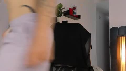 sweetfit boy online show from 9, 10, 2025