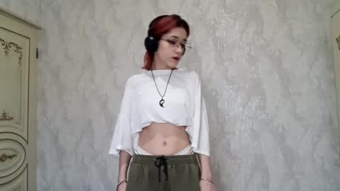 Lina online show from 5, 12, 2025