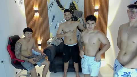 Snapshot of thomson_hot01 chatting on 12, 9, 2025 thomson_hot01 online show from 12, 9, 2025