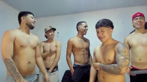 Snapshot of thomson_hot01 chatting on 13, 10, 2025 thomson_hot01 online show from 13, 10, 2025