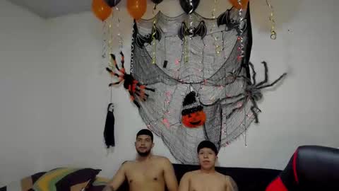 Snapshot of thomson_hot01 chatting on 15, 10, 2025 thomson_hot01 online show from 15, 10, 2025