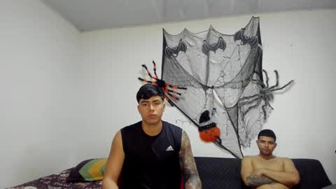 Snapshot of thomson_hot01 chatting on 26, 10, 2025 thomson_hot01 online show from 26, 10, 2025