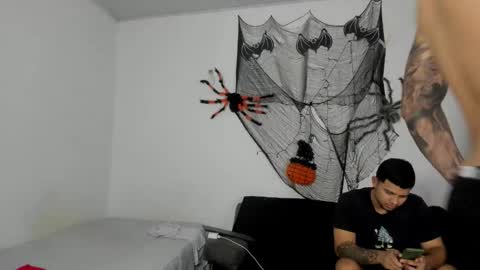 Snapshot of thomson_hot01 chatting on 30, 10, 2025 thomson_hot01 online show from 30, 10, 2025