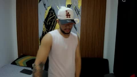 Snapshot of thomson_hot01 chatting on 22, 11, 2025 thomson_hot01 online show from 22, 11, 2025