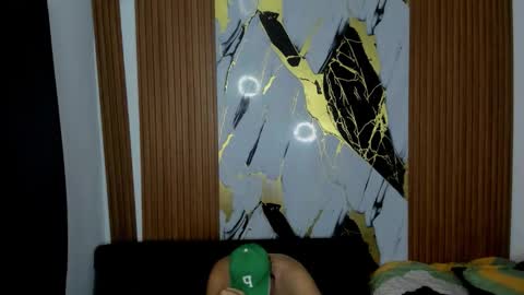 Snapshot of thomson_hot01 chatting on 16, 12, 2025 thomson_hot01 online show from 16, 12, 2025