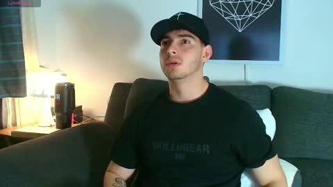 thomylov online show from 3, 2, 2026