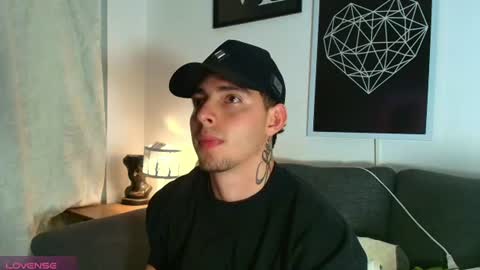 Snapshot of thomylov chatting on 30, 7, 2026 thomylov online show from 30, 7, 2026