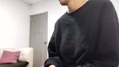 Snapshot of thonymaster chatting on 13, 10, 2025 thonyy online show from 13, 10, 2025