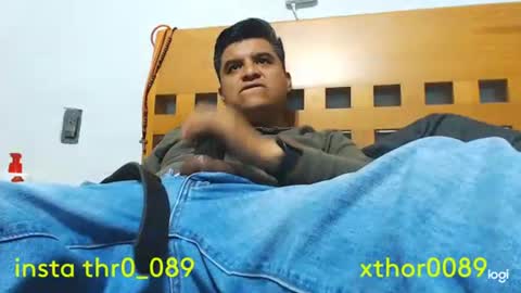 Snapshot of thor0200 chatting on 12, 5, 2026 thor0200 online show from 12, 5, 2026