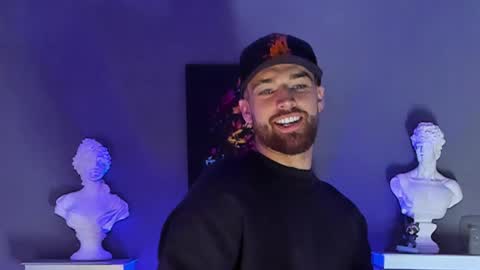 Snapshot of thor_evans chatting on 18, 12, 2025 thor_evans online show from 18, 12, 2025