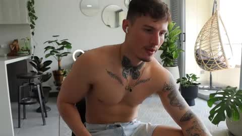 Sebastian online show from 15, 2, 2025