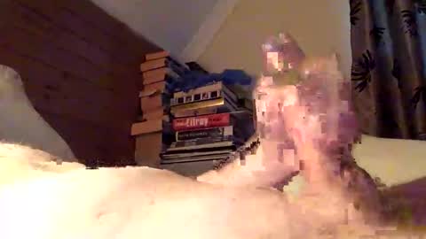 Snapshot of throbert1 chatting on 15, 11, 2025 Robert online show from 15, 11, 2025