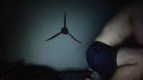 Snapshot of throw11 chatting on 1, 1, 2025 Throw11 online show from 1, 1, 2025