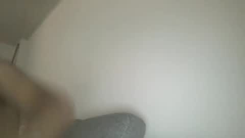 Snapshot of throwawayyourgun chatting on 30, 9, 2025 Luka online show from 30, 9, 2025