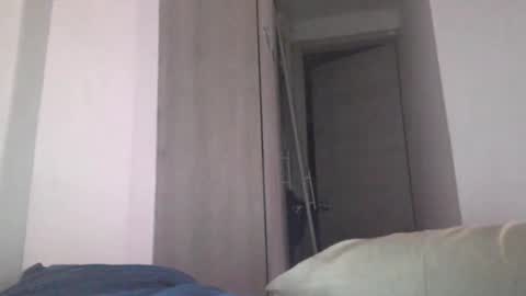 Snapshot of throwawayyourgun chatting on 21, 12, 2025 Luka online show from 21, 12, 2025