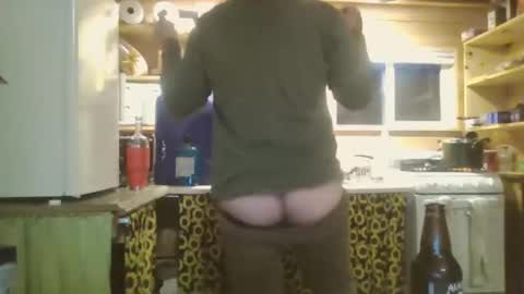 Snapshot of thunderjacker chatting on 21, 11, 2025 The Pen is Mightier than Sword online show from 21, 11, 2025