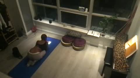 tia_fox online show from 22, 10, 2025