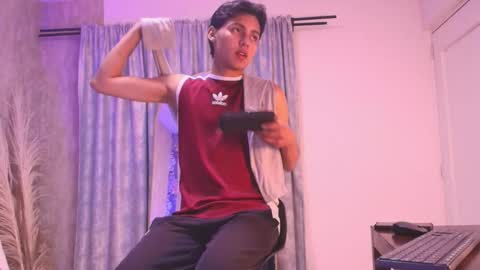 Snapshot of tian_sex chatting on 12, 5, 2026 online show from 12, 5, 2026